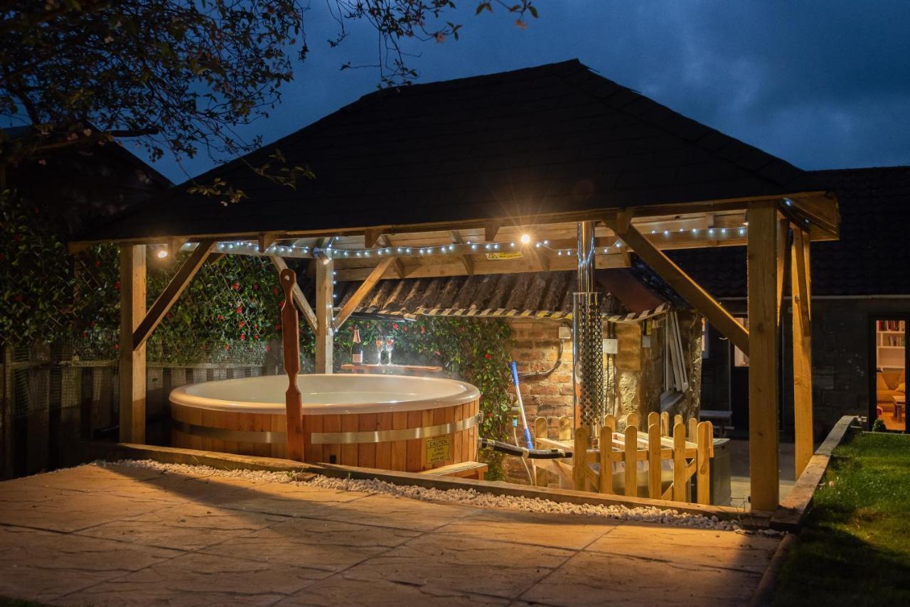 East Cottage * Wood Burning Hot Tub * Garden Σεντ Άντριους Εξωτερικό φωτογραφία