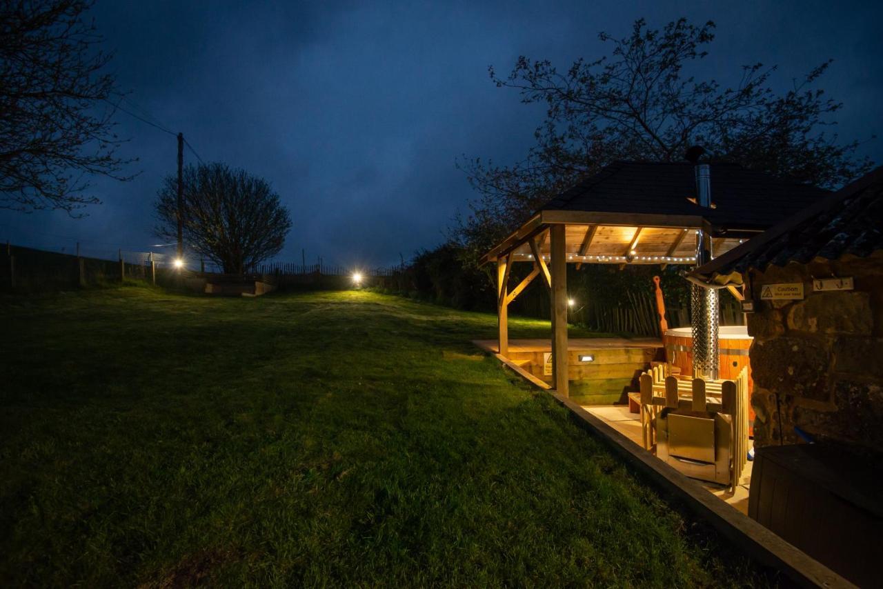 East Cottage * Wood Burning Hot Tub * Garden Σεντ Άντριους Εξωτερικό φωτογραφία