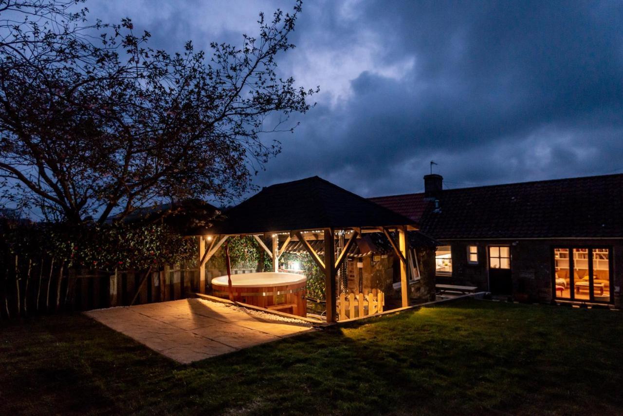 East Cottage * Wood Burning Hot Tub * Garden Σεντ Άντριους Εξωτερικό φωτογραφία
